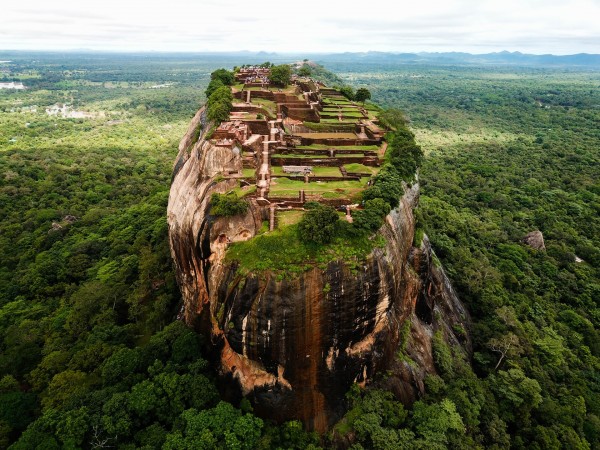 Colombo - Dambulla - Polonnaruwa - Sigiriya - Kandy